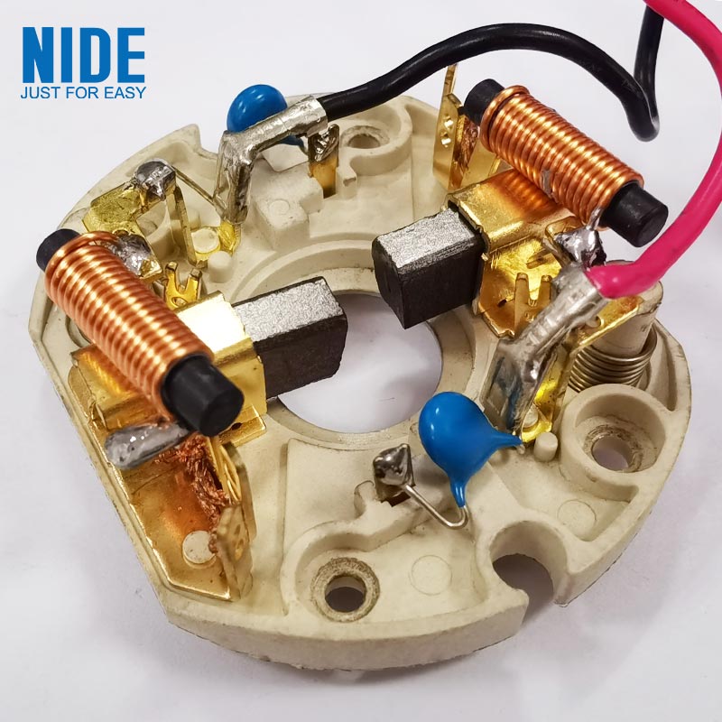 Jinsi brashi ya kaboni inaboresha utendaji wa gari na maisha marefu